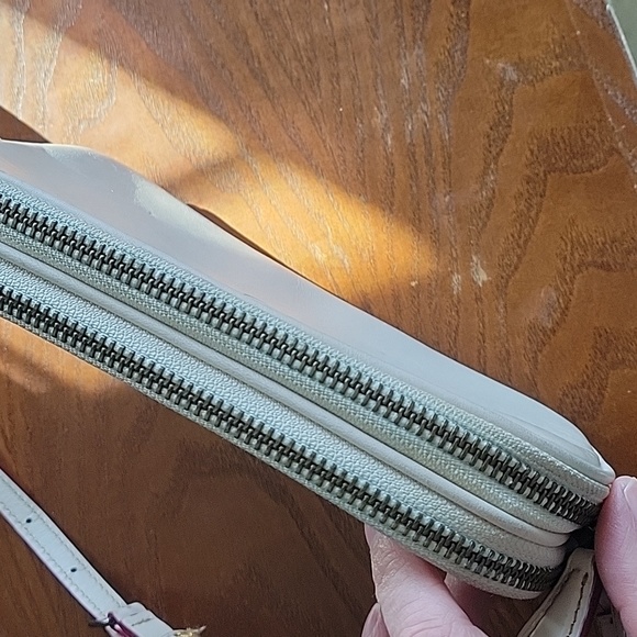 Coach Disney Mickey Mouse Chalk White Mini Crossbody Bag Clutch Limited Edition - Picture 7 of 11